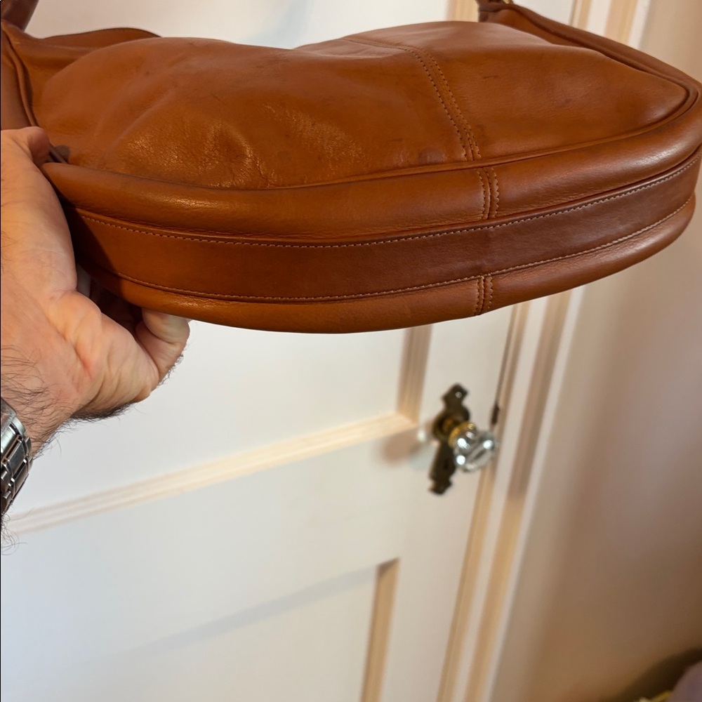 Vintage Coach Brown Leather Hobo Shoulder Bag - Picture 10 of 12